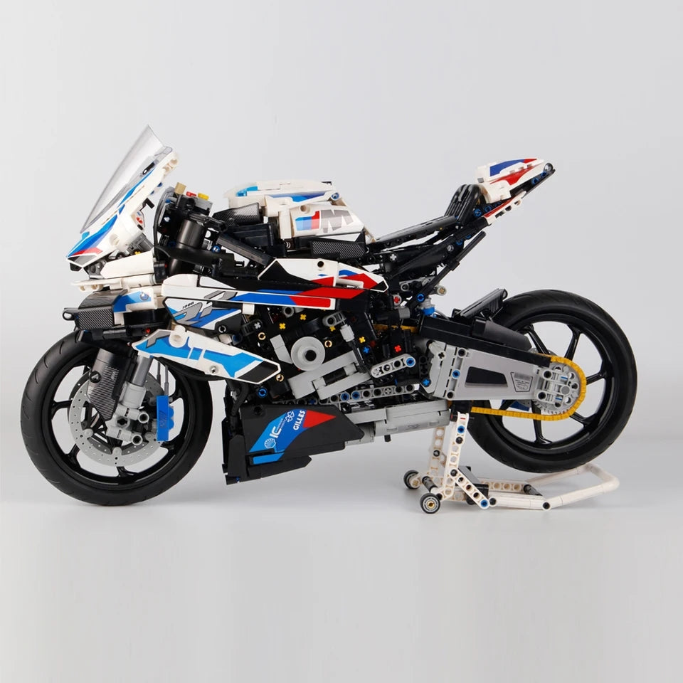 White BMW motorcycle(2573 pcs)